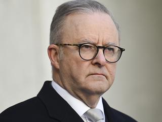 noahfrancoeu's tweet photo. ‘Wait and see’: Albo’s big election threat https://t.co/4ovC514RdA https://t.co/DN4Y8LqibO