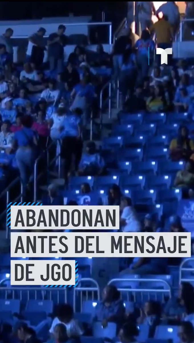 mambaverdepr's tweet image. Minutos antes del mensaje de #JGo, cientos abandonaron 🏃 🏃‍♀️🏃‍♂️la asamblea del #PNP #DaleCasco 🇵🇷