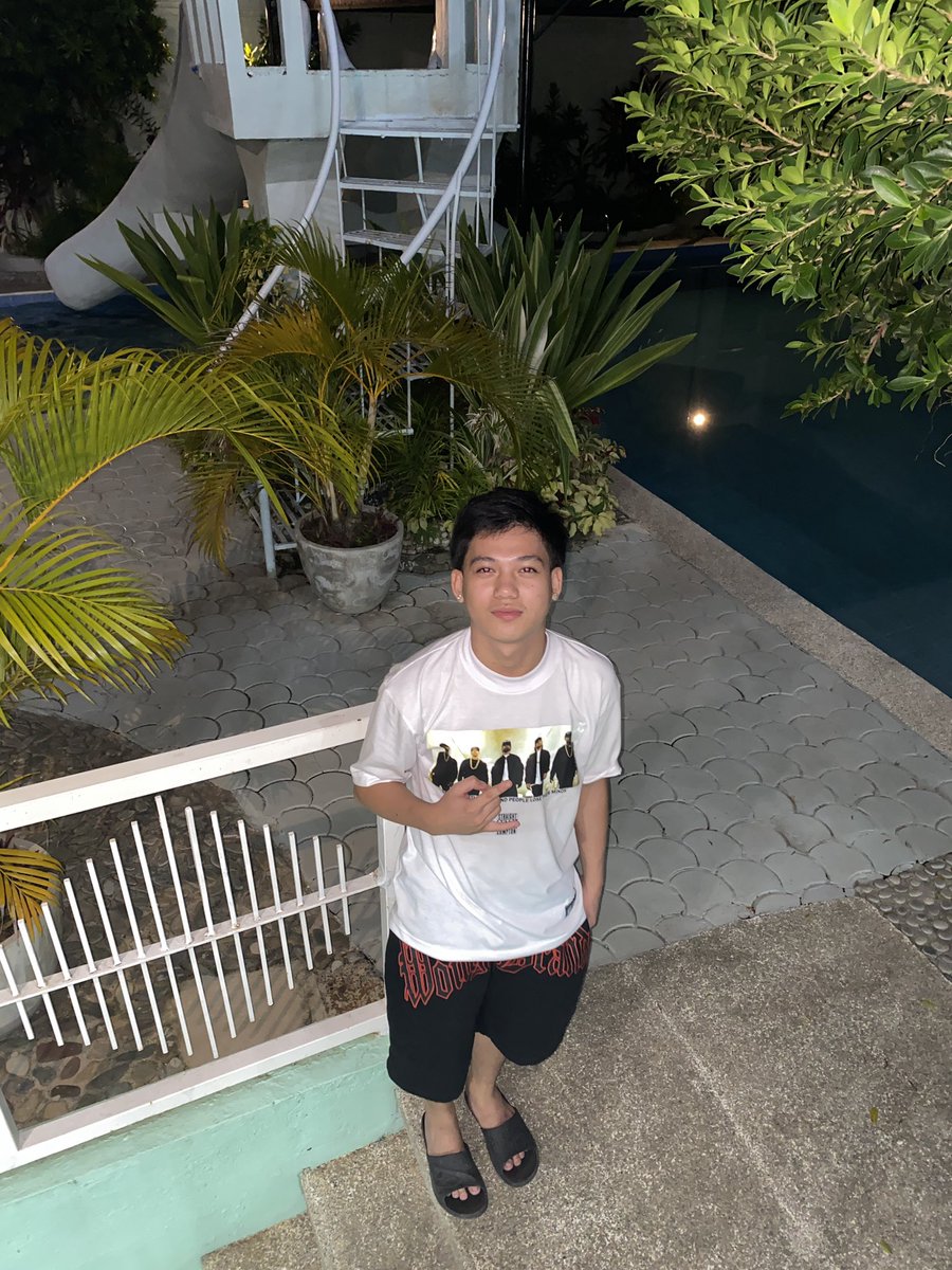 marcocarmona07's tweet photo. lanang ganap https://t.co/n175PwEPYm