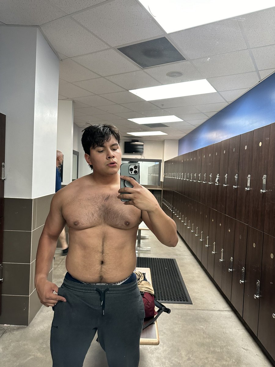 igoteeemm's tweet photo. Dm for exclusive content 😈🍆 https://t.co/hdU3tZBJSP