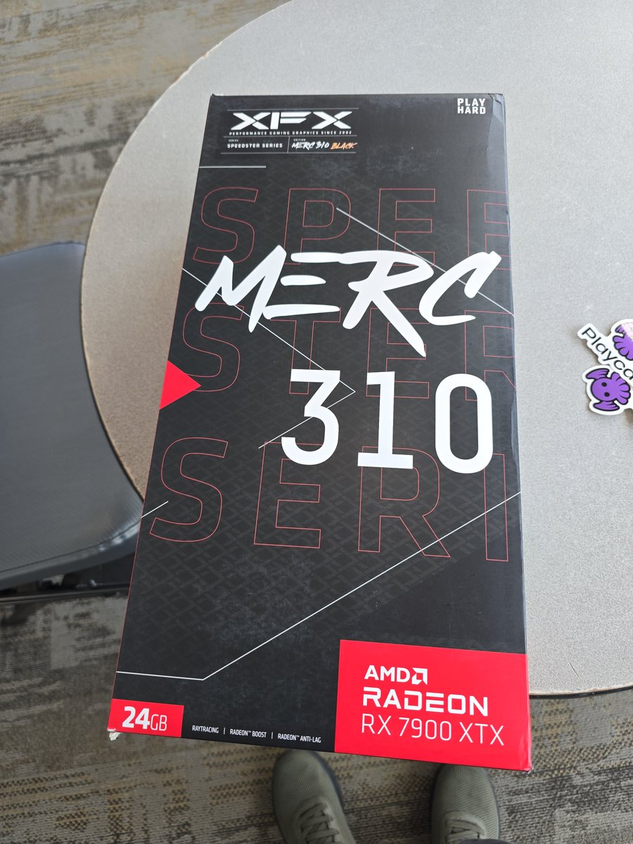 Well this just happened at the <a href="/SanDisk/">Sandisk</a> booth!