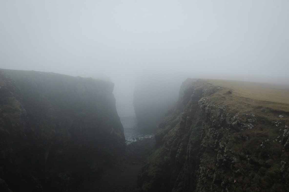 lutien02's tweet photo. „a steekit mist“ as they call it on Shetland https://t.co/buviIgotNO
