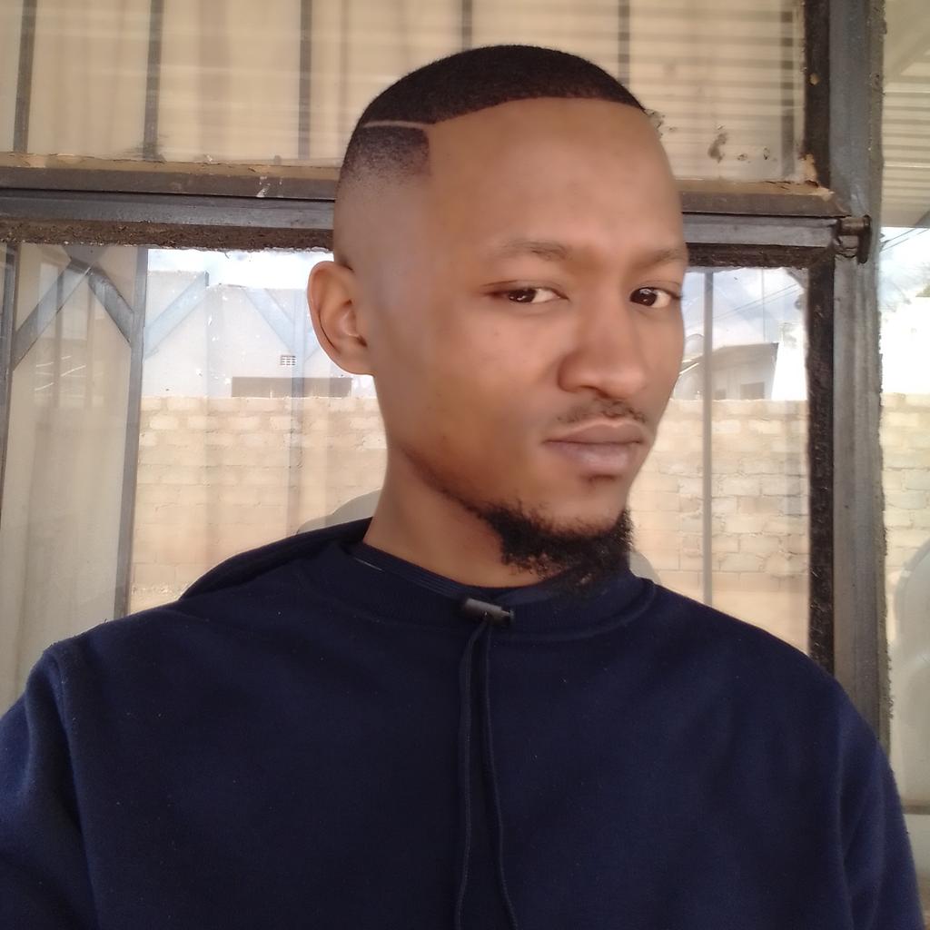 BongkeniceB's tweet photo. #NewProfilePic https://t.co/KDGOTCfQV1