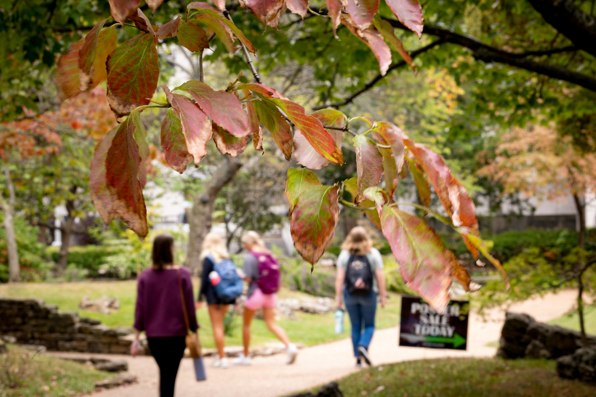 You can't help but fall in love with our campus. 🍂 🍁 🐻

Happy first day of fall, Bears! #GoMaroon