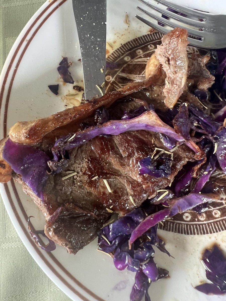 KristjanHigdon's tweet photo. Halfway through eating a bison steak from my own herd I thought I’d share - live the healthy meat dream! Starting a bison co-op in NorCal…
#bisonmeat #carnivore #guthealth https://t.co/hncK8CcgBg