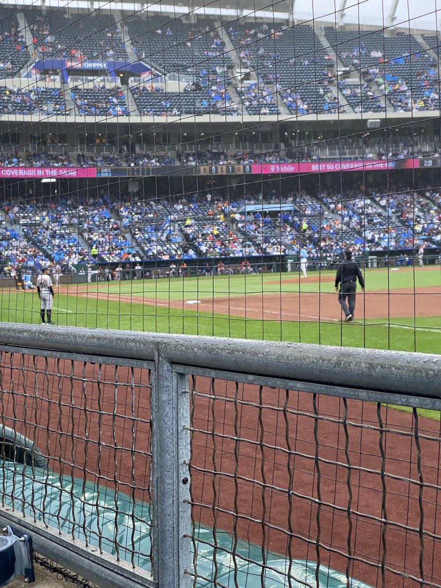 One last regular season home game for the boys in blue let’s go ⁦<a href="/Royals/">Kansas City Royals</a>⁩
