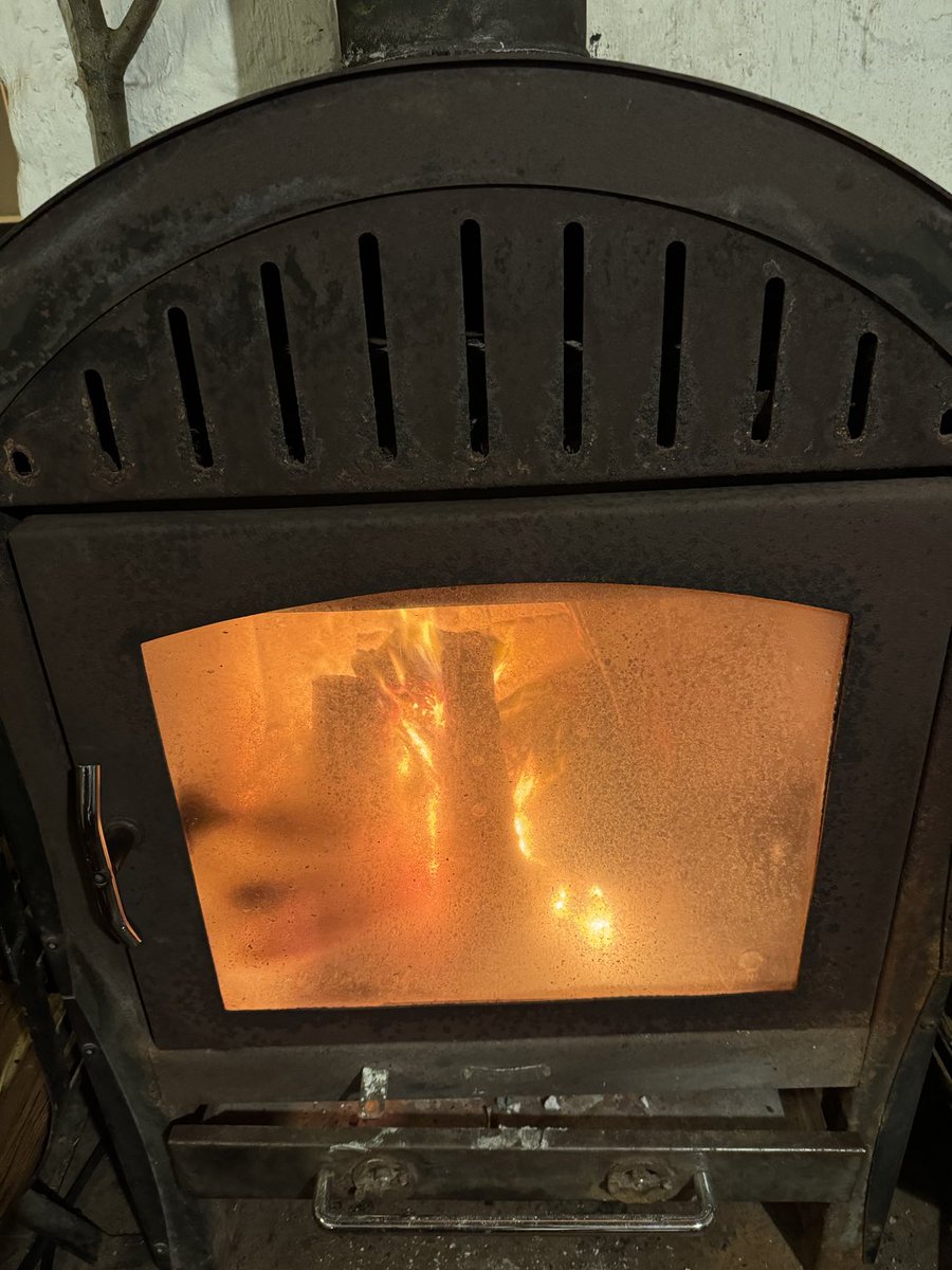 And the fireplace!👌👌