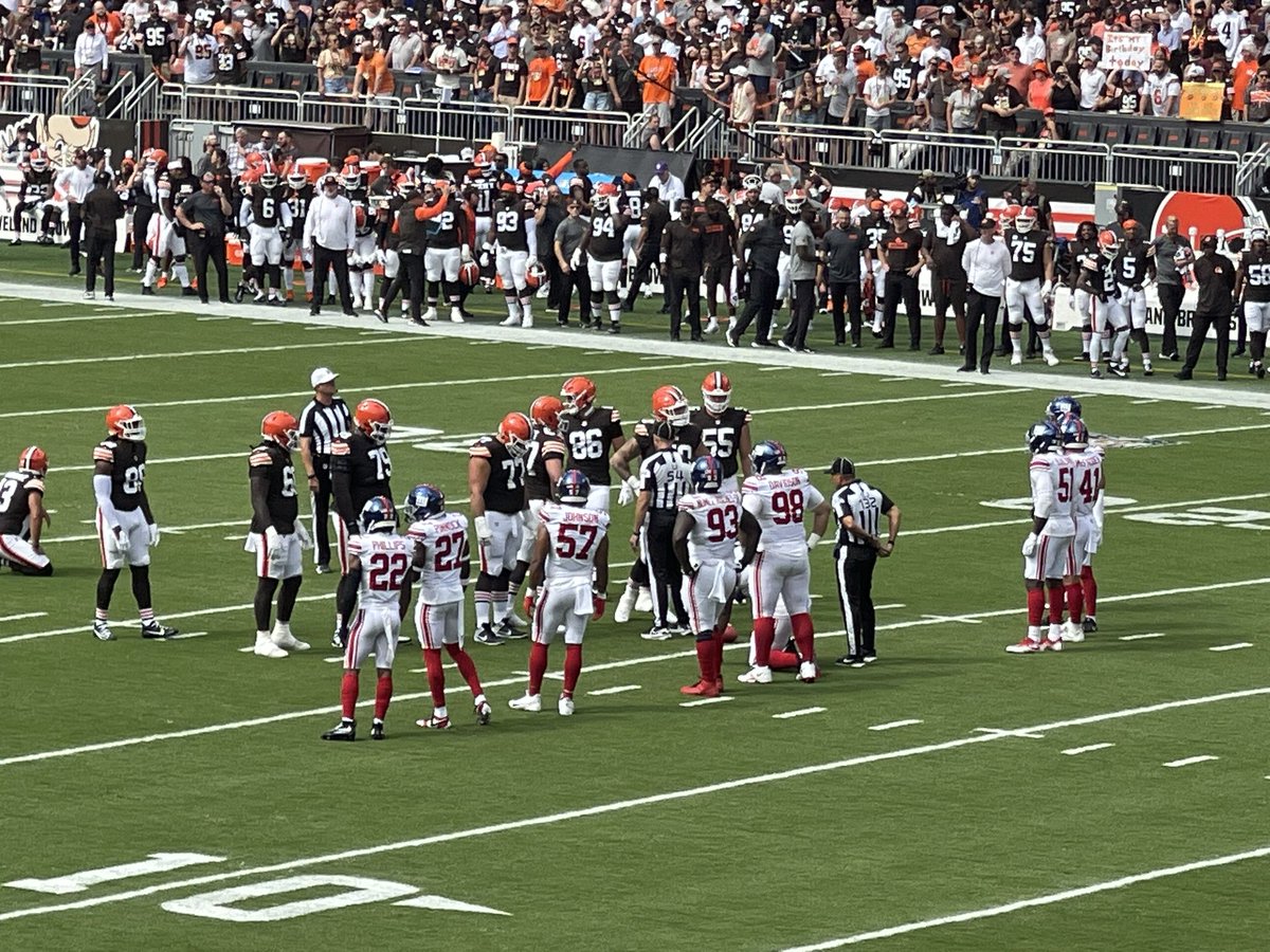 🦅AviaryLaw🦅 tweet media