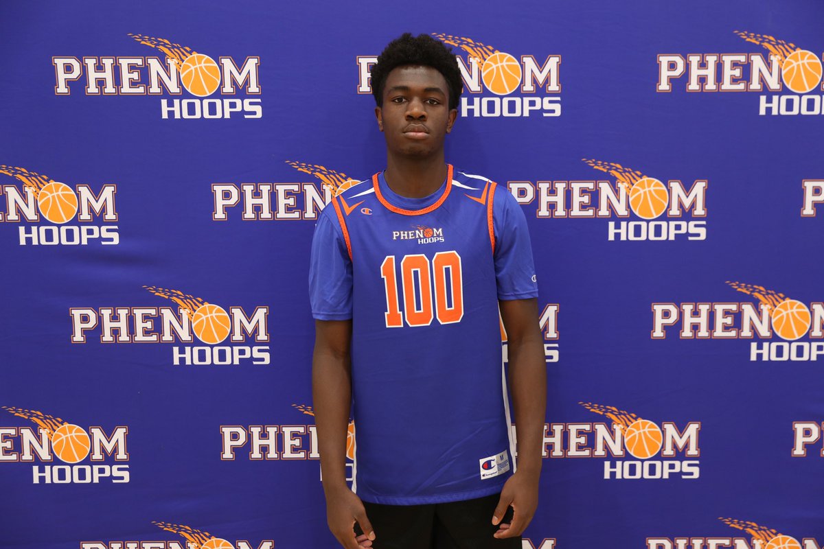 6’3 ‘25 Viktor Alao (Bull City Prep) is absolutely filling it up offensively. Capable playmaker and quality creator with the ability to apply pressure from all levels. Defends and rebounds with energy. Should definitely have suitors at the next level #PhenomExposureCamp