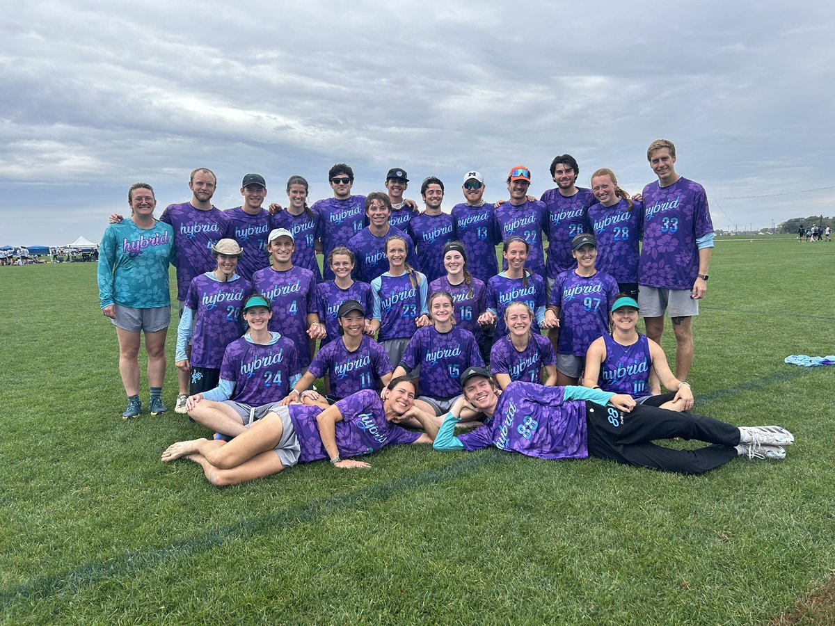 HybridUltimate's tweet photo. Great Lakes Regional Champions! 🏆🥇

See you in San Diego! https://t.co/HlXtelauiT