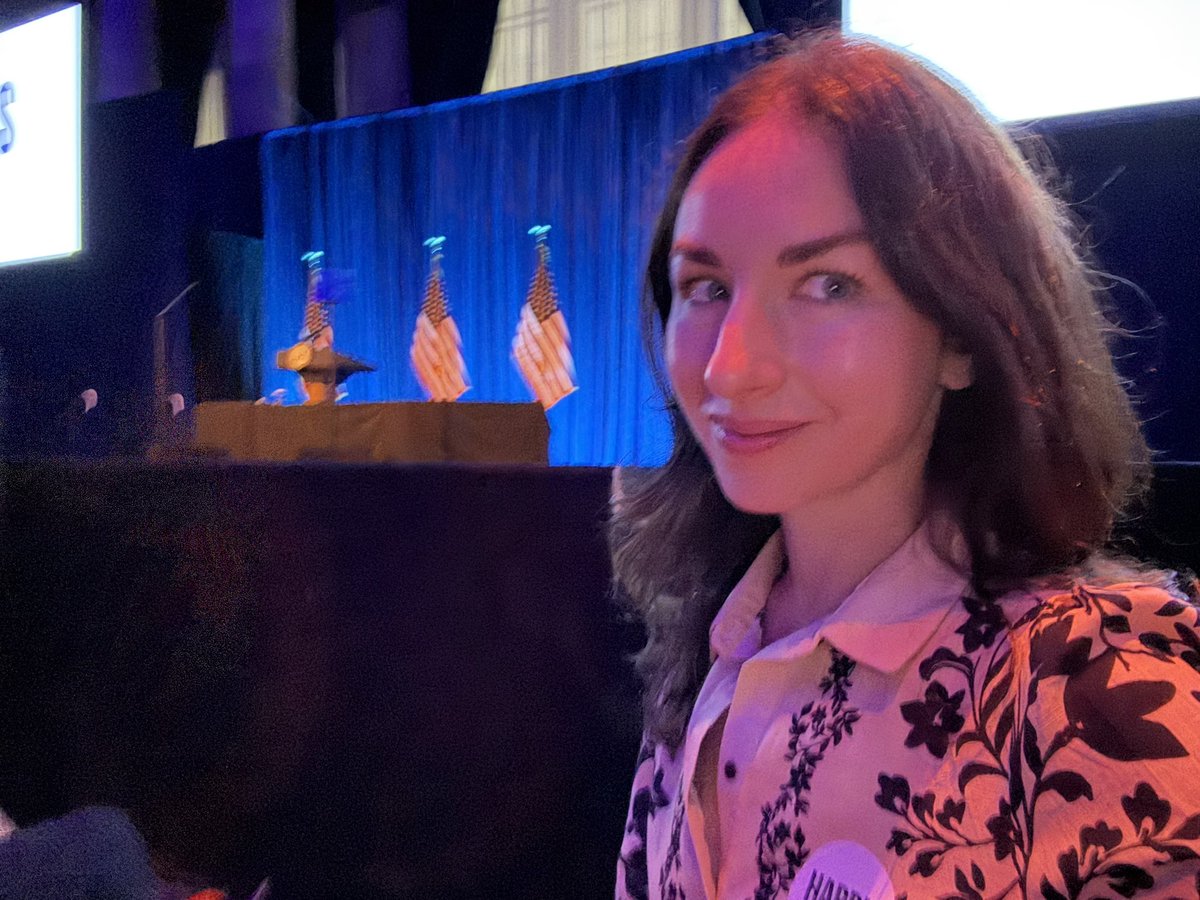 Ashley Mayer tweet media