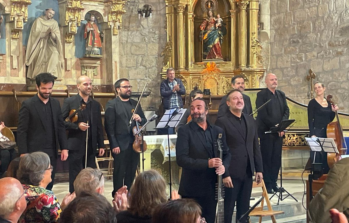 ItxasoErroteta's tweet photo. Ziortzako azken kontzertua: 'Lamento', Tiento Nuovo, Carlos Menarekin. Beste behin ere, zorionak antolatzaileei eta mila esker laguntzaileei. Datorren urtera arte! @ZiortzaMusika https://t.co/0ROfRRyg4I