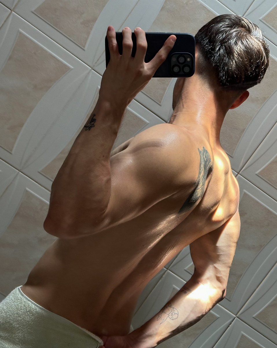 MauryGutie's tweet photo. ¿Ya vieron mi contenido en Telegram?🥵🥵 https://t.co/CEe2BU9Jtc