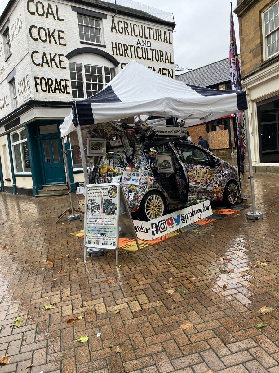 NGAutoArt's tweet image. This absolute legend works so bloody hard and is genuinely an inspiration to me. Also, how the heck does he get everything into that tiny Chevy?! However he does it, the man is a genius.

So good to see you @Popbangcolour and thank you for our mugs!❤️

#Popbangcolour #ProdriveDay
