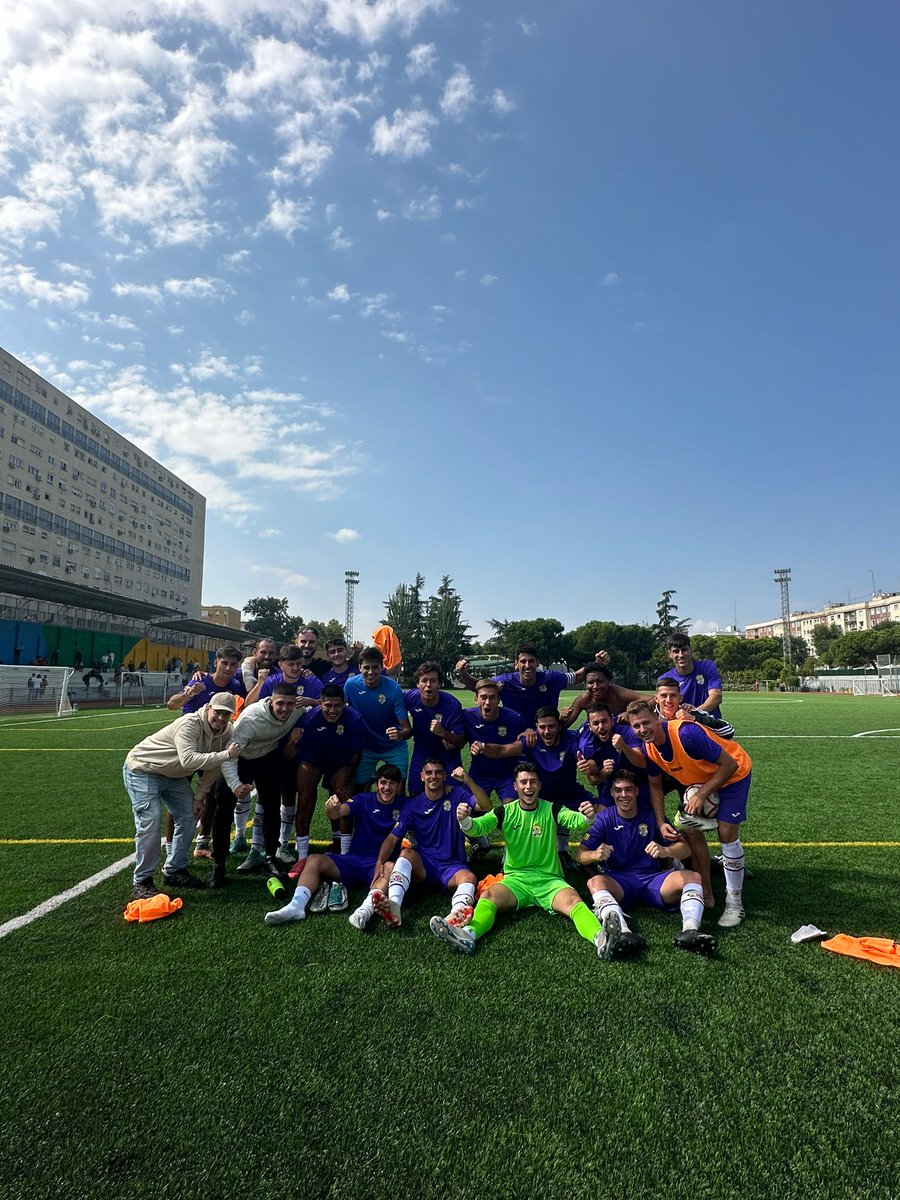 efconcepcion's tweet photo. El Aficionado A debuta en nuestro campo con una gran victoria por 3-0 contra un gran Dosa. Gracias a nuestra #afición que ha podido volver a disfrutar de un partido desde la grada reformada
#valores #ciudadlineal #rffm #futbol https://t.co/TeM8LIRtJb