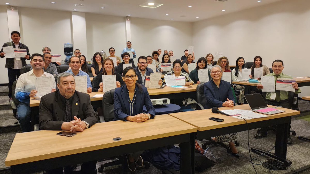 Montserrat Carrillo tweet media