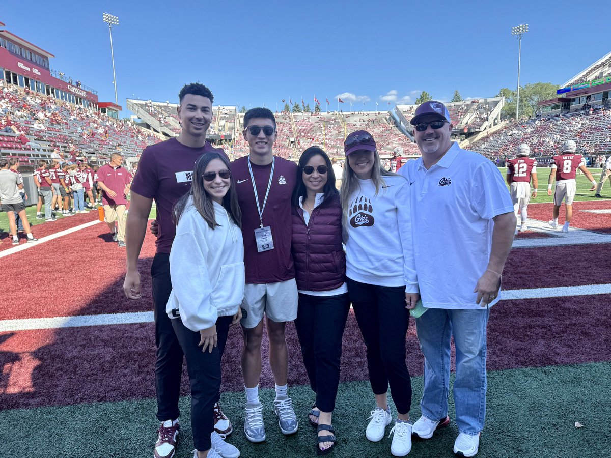 Deryk Farmer (@farmer_deryk) on Twitter photo Whole fam enjoyed the weekend in Missoula, MT at Washington Grizzly Stadium 🏈 thank you for having us & look forward to coming back! <a href="/MontanaGrizFB/">Montana Griz Football</a> #gogriz 🐻
<a href="/CoachBErickson/">Bryce Erickson</a> <a href="/GrizCoachGreen/">Justin Green</a> Whole fam enjoyed the weekend in Missoula, MT at Washington Grizzly Stadium 🏈 thank you for having us & look forward to coming back! <a href="/MontanaGrizFB/">Montana Griz Football</a> #gogriz 🐻
<a href="/CoachBErickson/">Bryce Erickson</a> <a href="/GrizCoachGreen/">Justin Green</a>