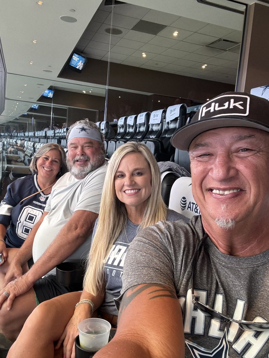 Mrs. Dodd tweet media