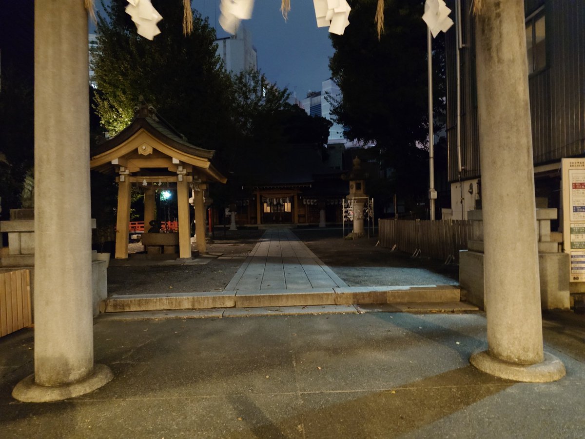 itsumokokorahen's tweet photo. おはようございます😟
わさびが無事に帰宅出来ますように🙏⛩
あなたの近所や知り合いに緑色の小鳥が迷い込んで保護されていませんか？また一緒に暮らしたいです🙏
m(_ _)m
#拡散希望
#豆瑠璃羽
#マメルリハインコ
#わさび
#迷子インコ
#迷いインコ
#迷子鳥
#葵区東鷹匠 https://t.co/CJY5waViHP