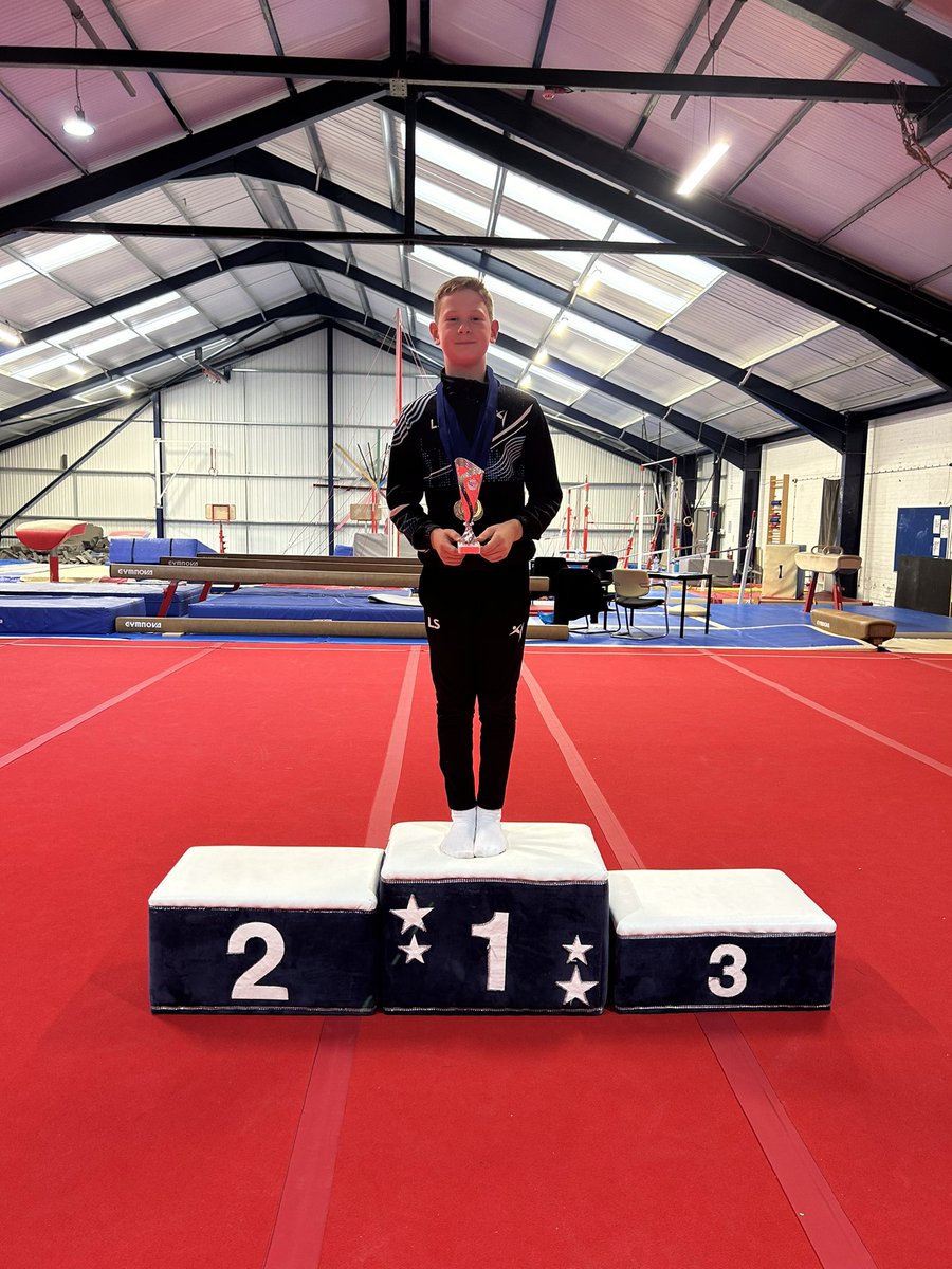 Sugdarno2's tweet image. L had a amazing day today at the Nottingham Gymnastics competition He placed 1st overall with 5 Golds and 2 Silvers @Outwood_Valley