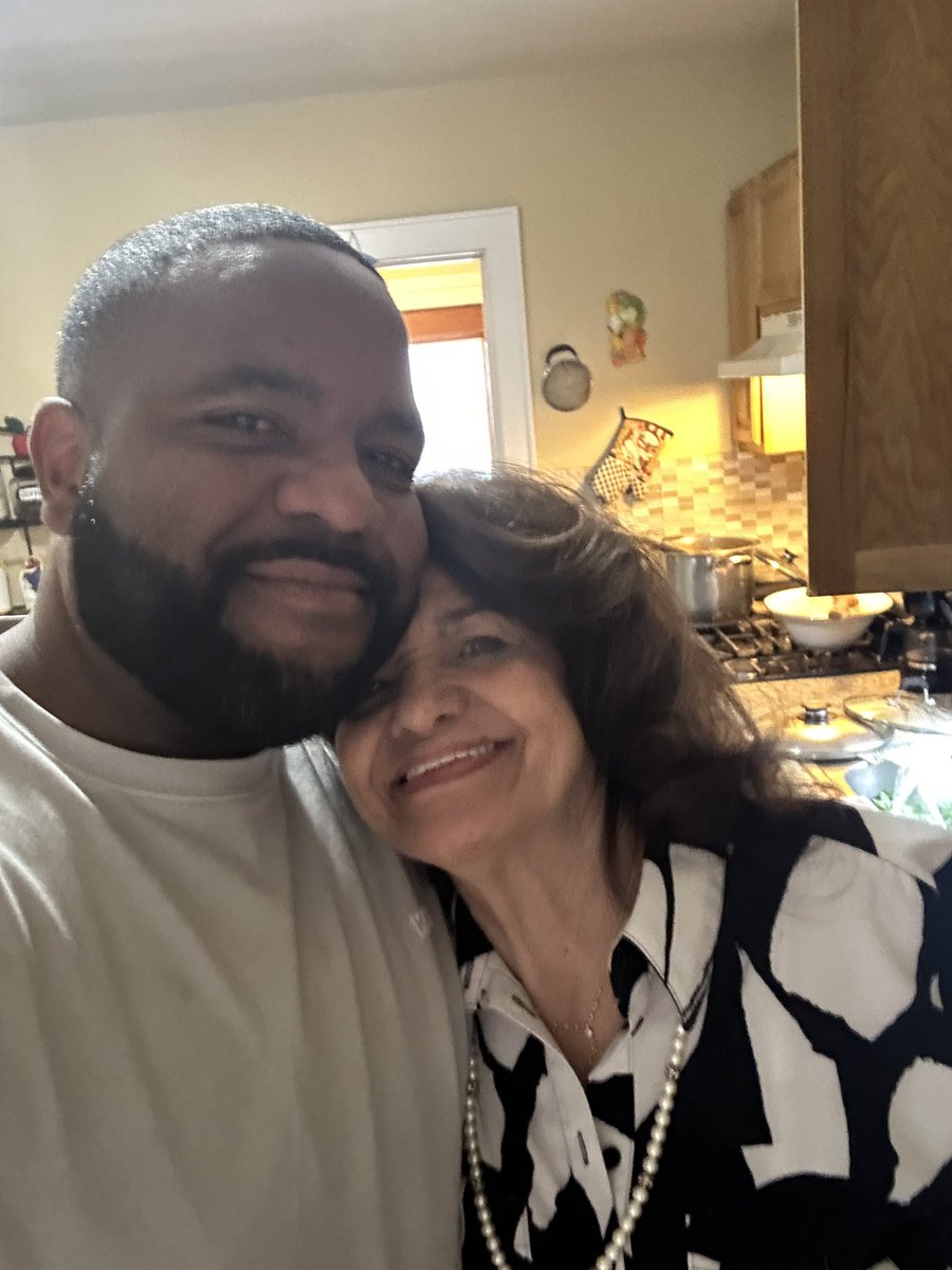 StoryLineTees's tweet image. Momma Love!