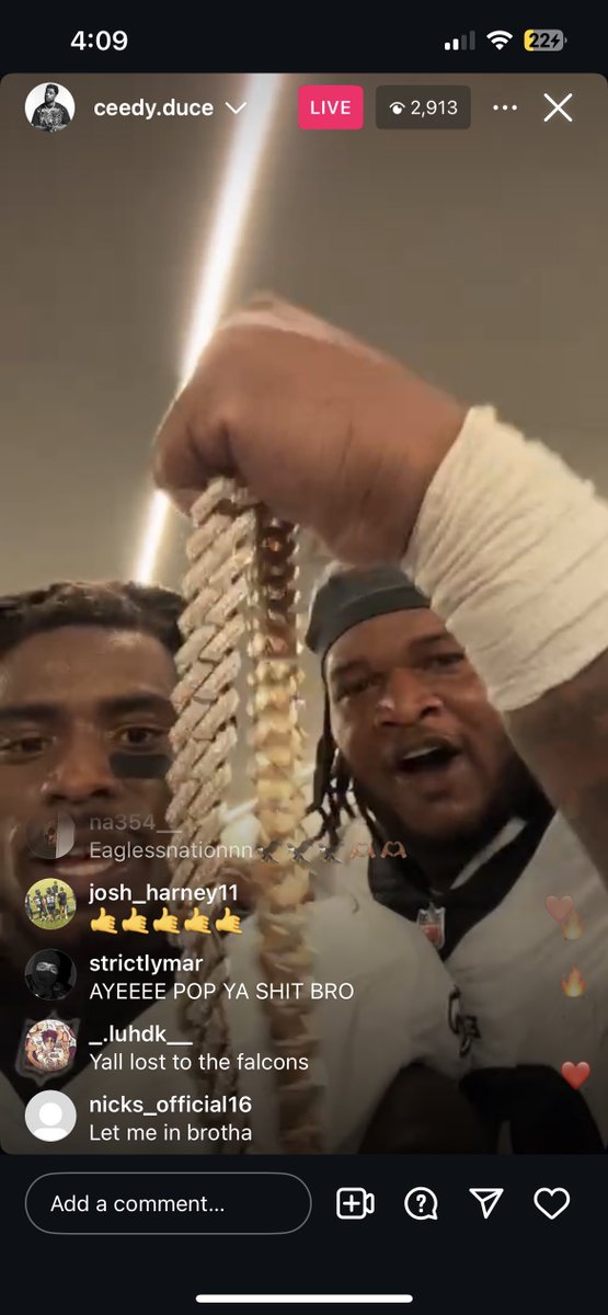 YEAHHHHHH <a href="/CGJXXIII/">C.J. Gardner-Johnson</a> <a href="/breadmanjalen/">Jalen Carter</a>