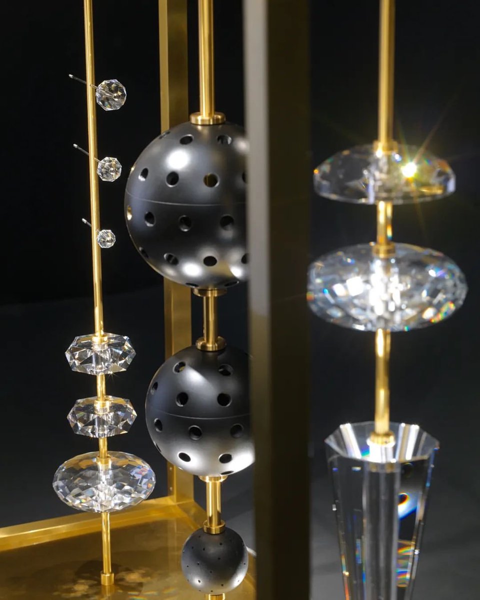 DesignApplause's tweet image. 👉🏿 @viennadesignweek PLATFORM 2024:

BCXSY: ARCHIVE LIGHTS
Sep 20–28, Lobmeyr
Mo–Sa 10–18:00

Cocktail: Sep 27, 18:30 

Lobmeyr
Kärntner Straße 26, 1010 Wien

©LOBMEYR

#VDW24 #viennadesignweek #lobmeyr #LOBMEYRArchiveLights #artvienna #handcrafted #wienerhandwerk #artisandesign