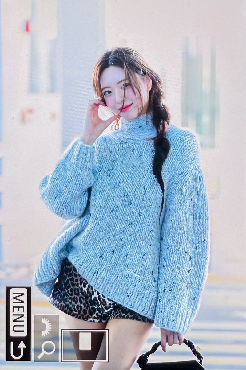 snowyscenes's tweet photo. 240923 ICN 프리뷰
가을의 신유나도 최고다..

#있지 #유나 #신유나 #ITZY #YUNA 
@ITZYofficial https://t.co/Ej5oMGbGYP