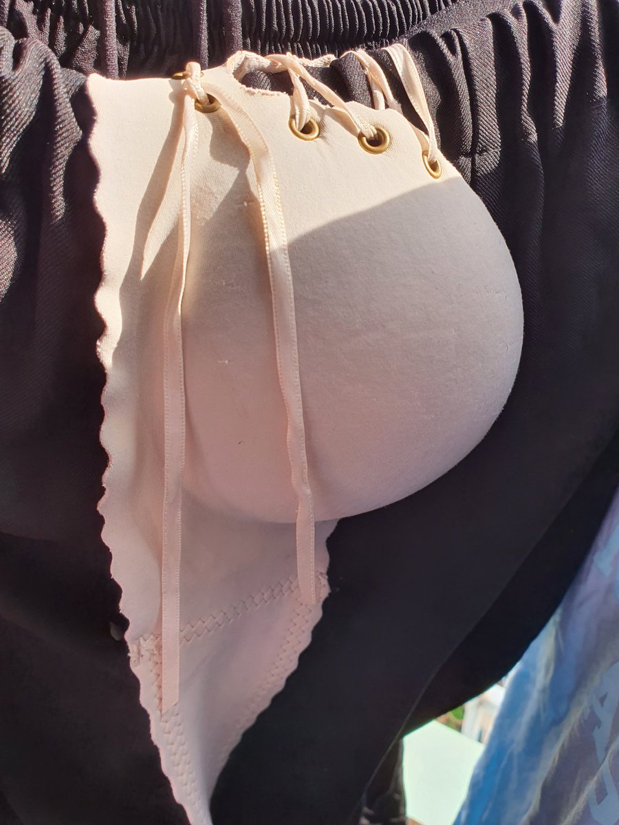 Đồ lót em gái sinh viên thuê nhà trọ , nhìn cưng quá , thơm nữa