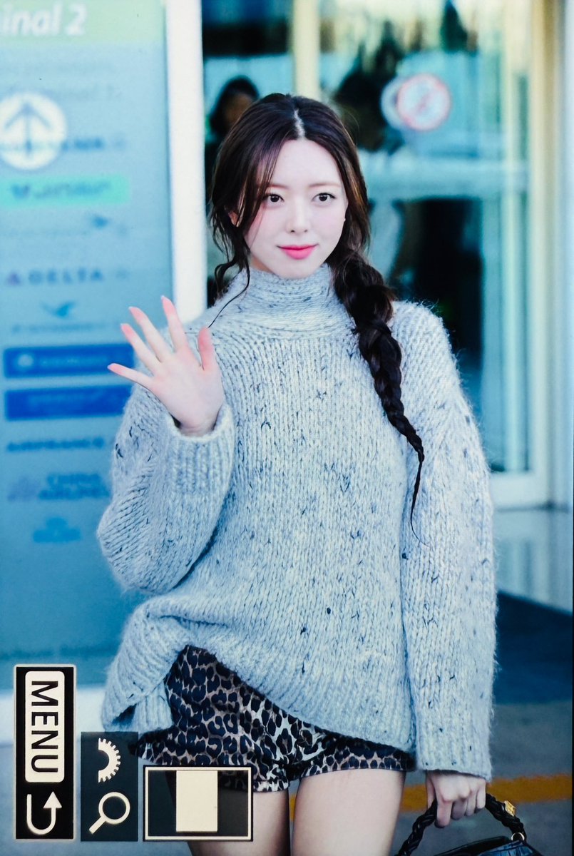 snowyscenes's tweet photo. 240923 ICN 프리뷰
💕🐰🩵

#있지 #유나 #신유나 #ITZY #YUNA 
@ITZYofficial https://t.co/R1hwtodhi4