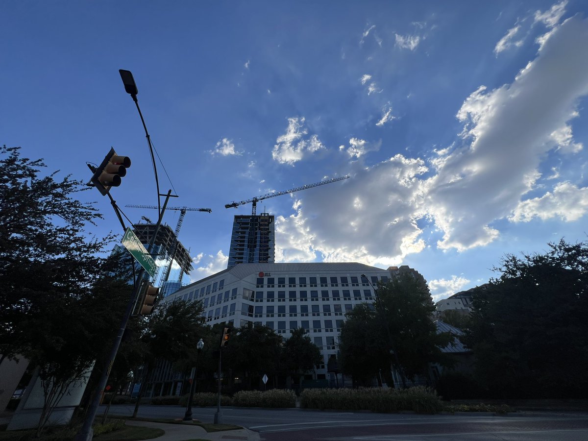 I’m moving soon and I’m anxious about it I’m not rlly sure what I’m gonna do. Like 80% chance I live in my car