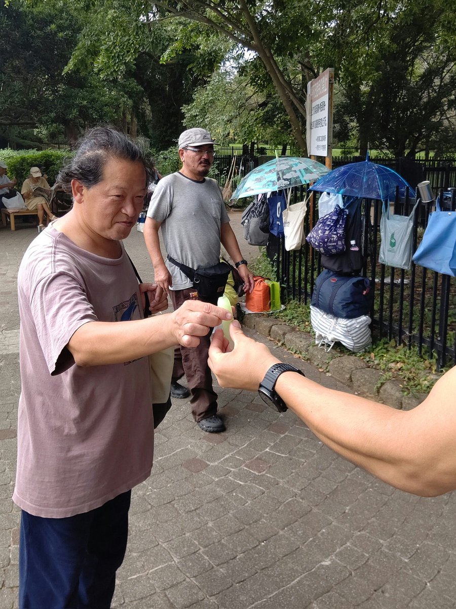 ronreid22's tweet image. Changing lives in Tokyo behind my writing for my pilot. #writerscommunity #Pilot #wga