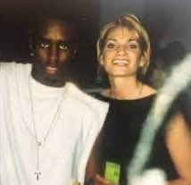 DonnGunvalson's tweet photo. Holla Mama! We saw you from across the Freak Off and we really liked your vibe. https://t.co/S7VpRGSwWK
