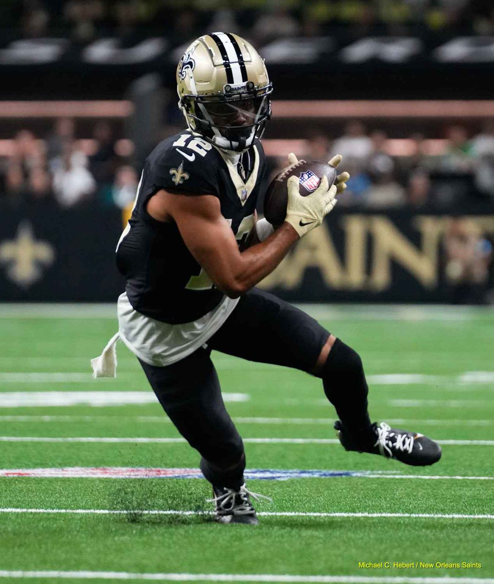 OlaveMuse's tweet photo. Chris Olave vs the Eagles

• 86 Receiving yards
• 6 Receptions
• 1 Receiving touchdown 

10 career total touchdown receptions https://t.co/6QmOsm8axN