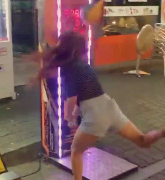 9/20 펀치머신 순위
1위 수현
2위 초은
3위 하루
4위 철산
5위 리윤

상희 리윤이때매 못함

가연 튐