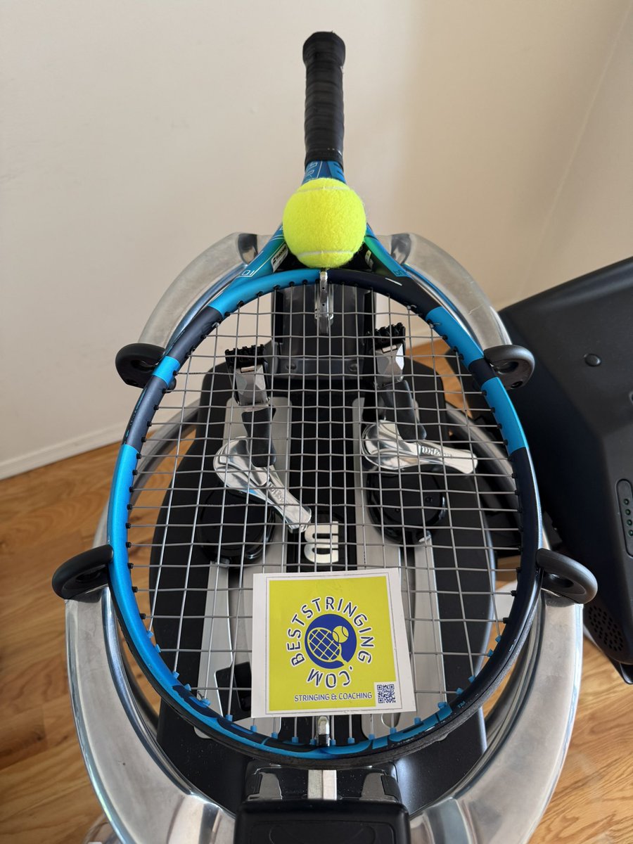 BestStringing's tweet photo. #Tennis #tennisracket #tennisplayer #tennislife #tennisball #tennisfun #tennistraining #tennislessons #statenisland #stringing #stringingservice #racketstringing #racketstringer #tennisstringing #tennisstringer https://t.co/OZnrk3snZu