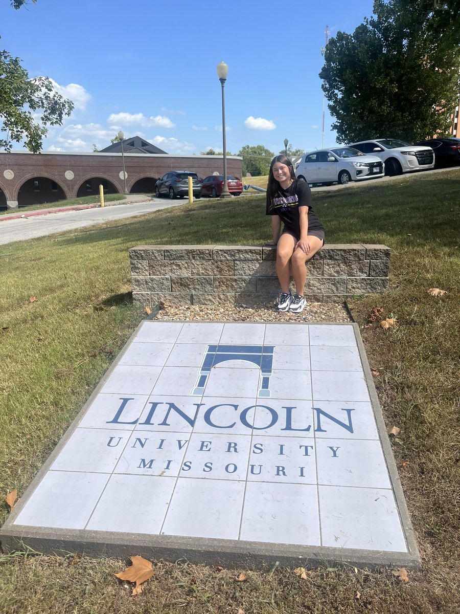 anapoli07's tweet photo. Thank you so much @lumo_wsoc  for having me this weekend! I loved getting to know the staff and team. Go Blue Tigers!! 💙🩶💙 #uncommitted @ImCollegeSoccer @ImYouthSoccer @ImCollegeSoccer https://t.co/PB3vM4C5Q2