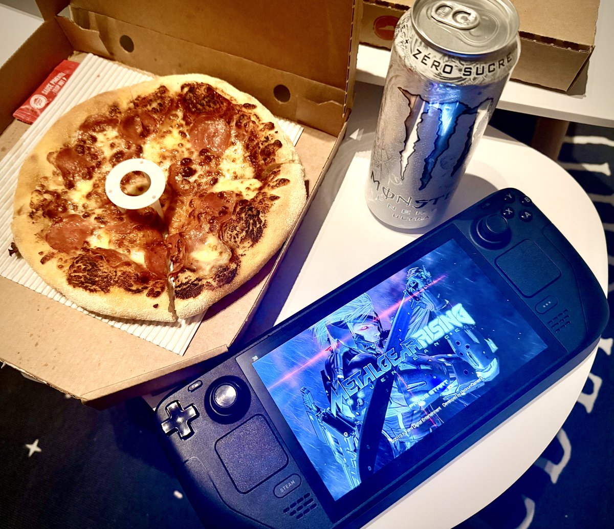 yoracrab's tweet image. never kill yourself