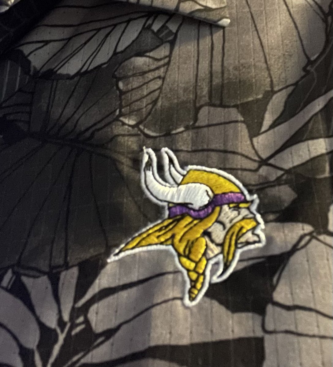 Worth noting this shirt avoids the washer for the third straight week.

<a href="/jongreenard7/">Jonathan Greenard</a> <a href="/JJettas2/">JJETS✈️</a> <a href="/harrismith22/">Harrison Smith</a> <a href="/Cambeezy_/">Camryn Bynum</a> <a href="/AndrewVanGinkel/">Andrew Van Ginkel</a> <a href="/Showtyme_33/">Aaron Jones 3️⃣3️⃣</a> <a href="/Vikings/">Minnesota Vikings</a> <a href="/SkolMemes/">SkolMemes </a> <a href="/TommyBahama/">Tommy Bahama</a> #BrianFlores #SamDarnold #skol #vikings #nfl #undefeated #underdogs