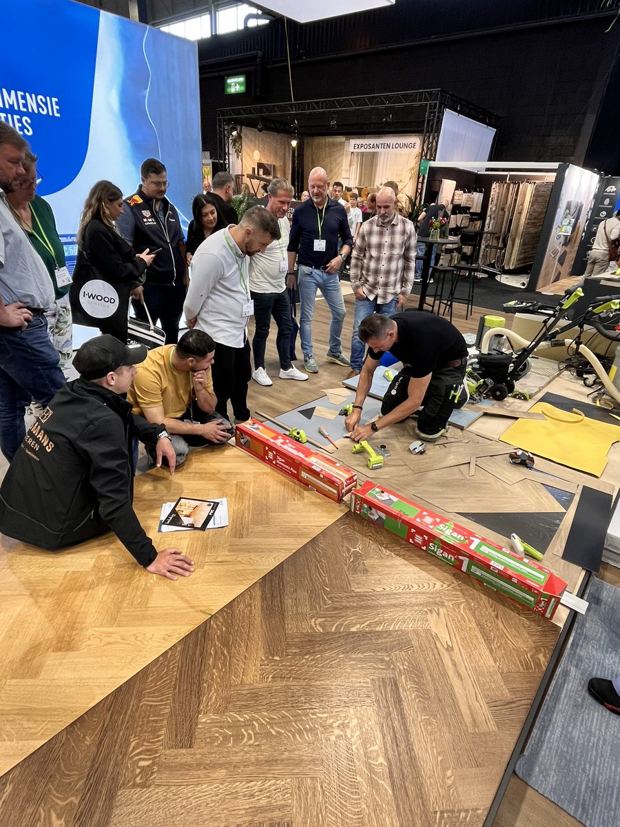 UZIN | RON molenaar tweet media