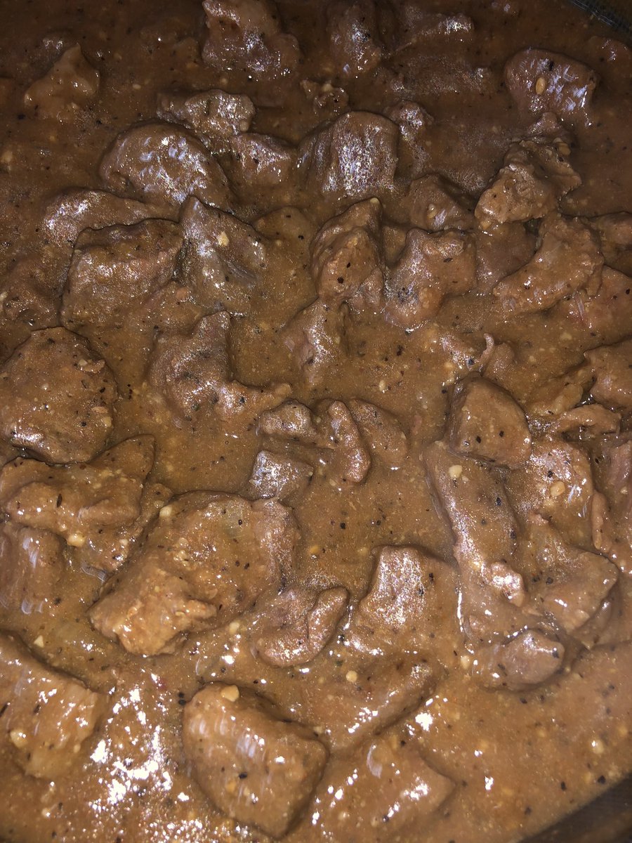 Sarah924069's tweet photo. I can cook, too! Homemade sausage gravy over biscuits, fried potatoes and fried eggs.
Beef tips with my homemade bed gravy over mashed potatoes. 
Homemade apple butter! 
I cook, I clean, and I’m not scared of doing hard work! I truly am one of a kind ❤️ https://t.co/KrAZ8xQ4ZO