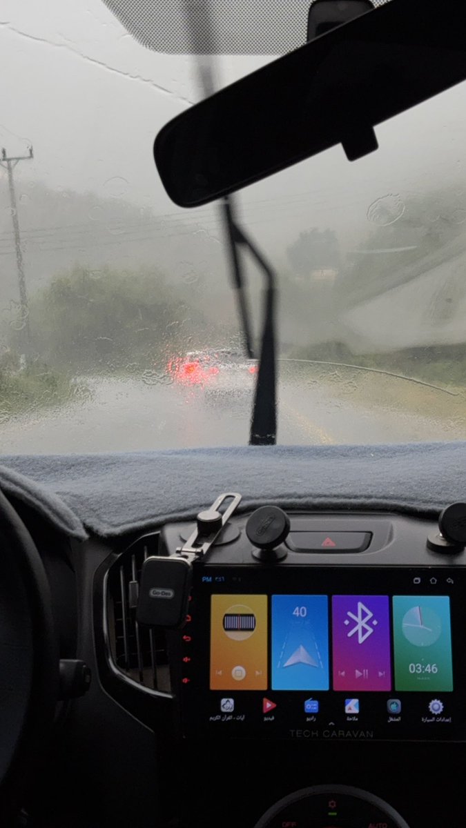 moxweo's tweet photo. لبيه يا ريح المطر والسماء غيم
ولبيه يا صوت المطر بعد غيبه 🌧 ٠٠ 
#محايل https://t.co/xH7Cbd2pnW