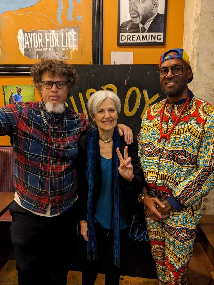 erik_powery's tweet photo. Gang Green #Powery #Stein #Freeman #GreenParty @GreenPartyUS https://t.co/62hinPiCxu
