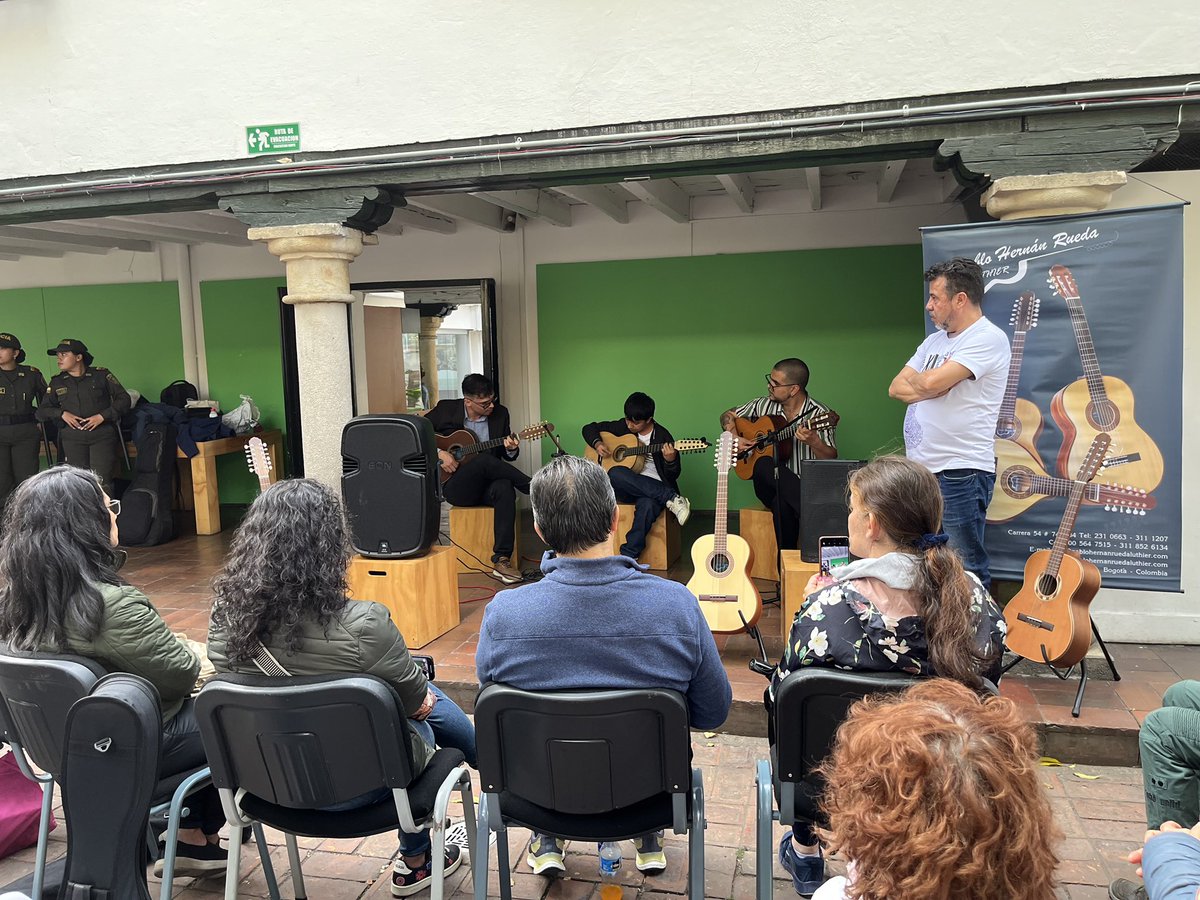 Mindependencia's tweet photo. 🪕Así vivimos el XII Encuentro Nacional del tiple de la Universidad Pedagógica Nacional.

¡Agradecemos a todas las personas que nos acompañaron! 

#XIIEncuentroNacionaldeTiple #música #vamosalmuseo #tiple https://t.co/URKjz5z3mK