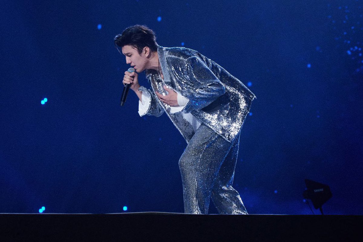 Daididau111's tweet image. @RadioDisneyMX
@dimash_official
DIMASH RADIO DISNEY 
#MusicaNuevaenRadioDisney
#WhenIveGotYou
,,... damit sie das Gefühl haben, dass ich dabei bin, Künstler und erfolgreicher Mensch zu werden.,,(Dimash Qudaibergen)