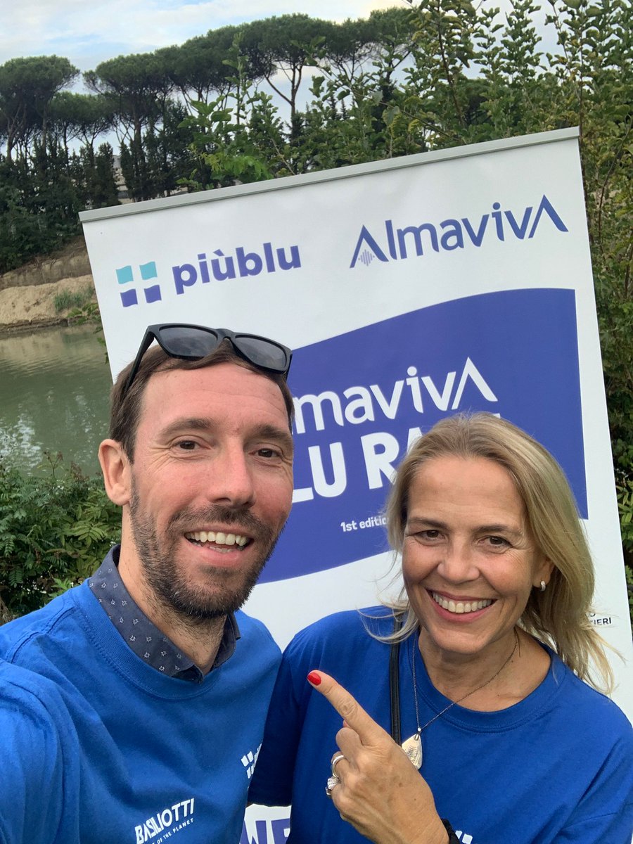 ramon_vila_83's tweet photo. ¡Qué manera más especial de celebrar el #WorldRiversDay! En Roma, en la gran recogida de basura del río Tiber organizada por @piubluglobal, con gente de edades y entornos muy variados implicada en una misma causa: limpiar nuestros ríos.
We Can Blue It!
#Opportunities4Development https://t.co/uj9C6Go01I