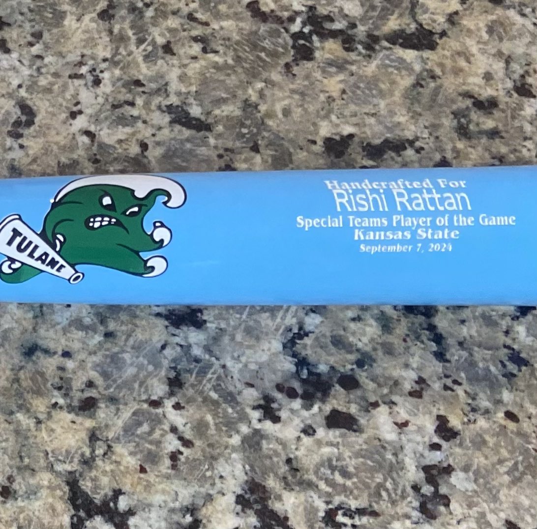 manurattan72's tweet image. Congratulations @rishirattan4. Proud of you son. Keep grinding. 🏈 ❤️#tulanefootball #RollWave