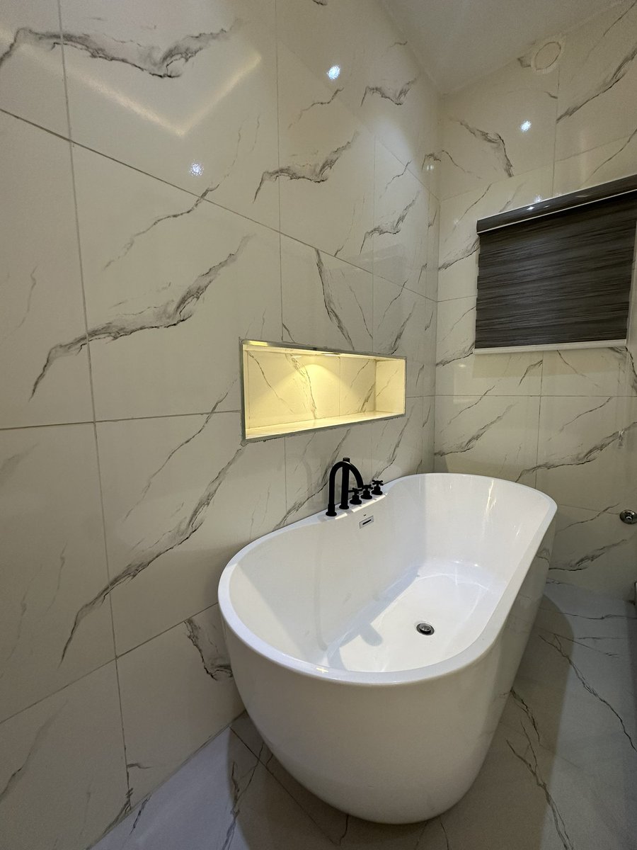 bugshomeonline's tweet photo. Another stunning bathroom transformation completed At @bugshomeonline, we deliver modern luxury and functionality with every detail. Ready to elevate your space? Let us bring your vision to life.  #BathroomGoals #InteriorDesign #LuxuryLiving #Bbnaijas9 https://t.co/pDT6iGEEJJ