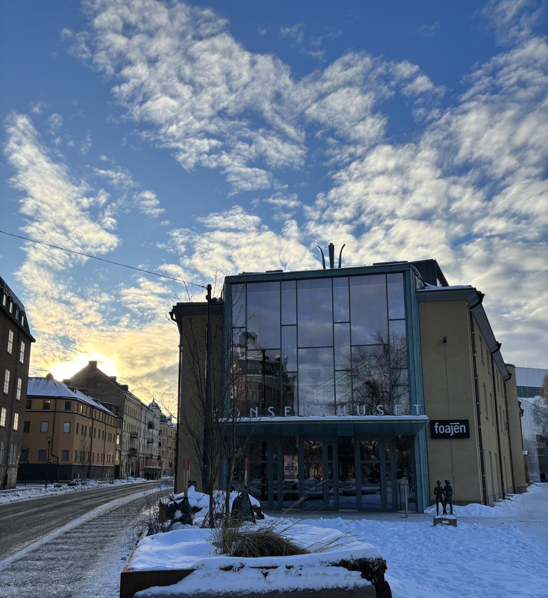 9/12に試用期間が終わりまして、正式にスウェーデン室内管弦楽団の団員になりました😌  あまりにもサクッとした連絡だったのであんまり実感が湧いていませんが、なんとか無事スウェーデン在住決定です🇸🇪 
遊びにきてくださーい！😊