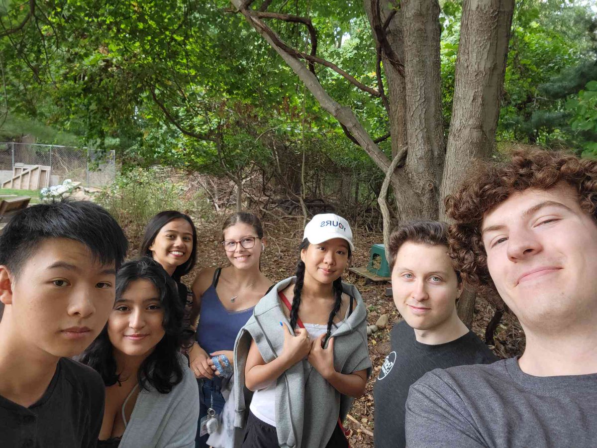 SBUCATNETWORK's tweet image. Thank you to everyone who volunteered for Shelter Clean Up! 🏠🧹 With your help, we were able to tidy up our stations and make them comfortable for our campus cats 🐾 and just in time for our feeders to help out as well! We hope you guys had fun and can't wait to see you again!